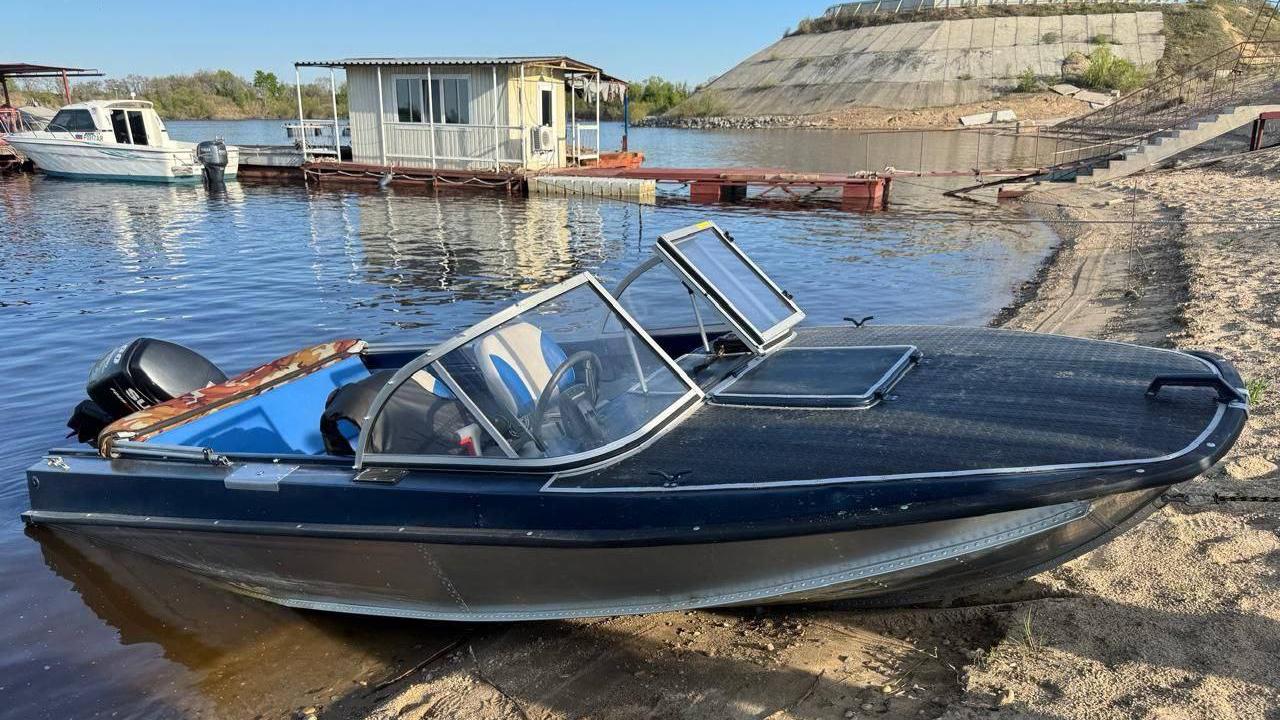 Транспортные полицейские отыскали пропавшего в плавании по реке Зея в Амурской области мужчину