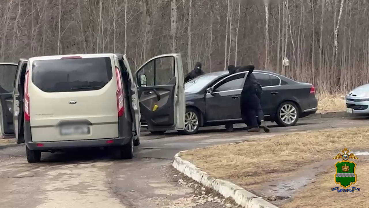Трое жителей Калужской области уличены полицией в семи кражах из офисов с ущербом более 1 млн рублей
