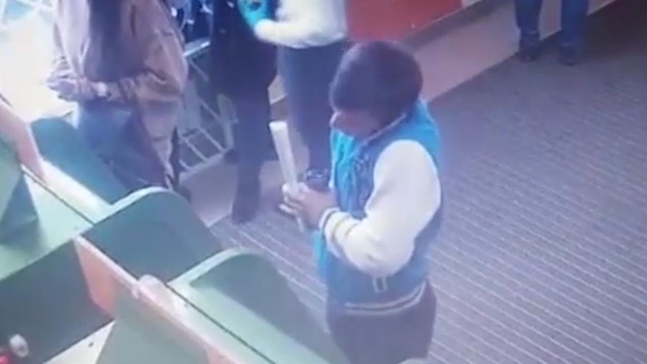 В Подмосковье полицейскими задержана супружеская пара по подозрению в краже с помощью сайта-двойника одного из российских банков