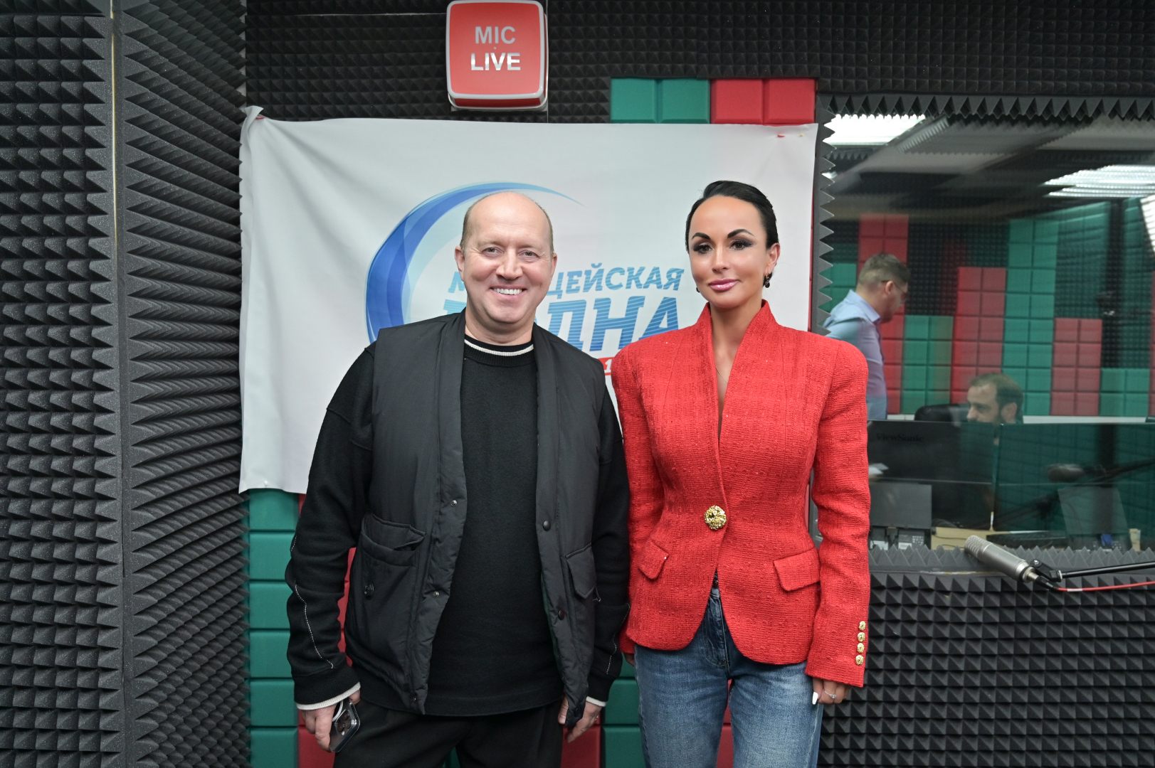 Сергей Бурунов станет гостем программы «Вам слово! С Ириной Волк» на радиоканале «Милицейская волна»