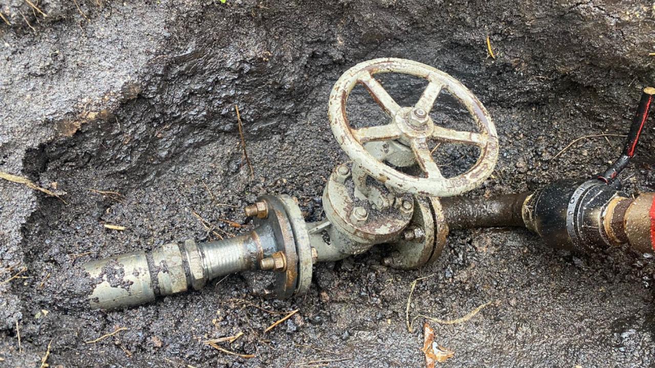 Девять обвиняемых в хищении 70 тонн «чёрного золота» предстанут перед судом в Самарской области