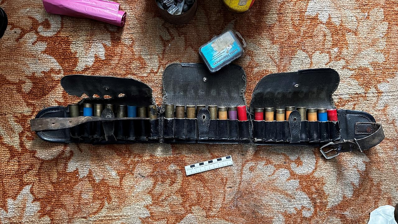 В Хабаровском крае будут судить мужчину, незаконно хранившего порох и охотничьи патроны