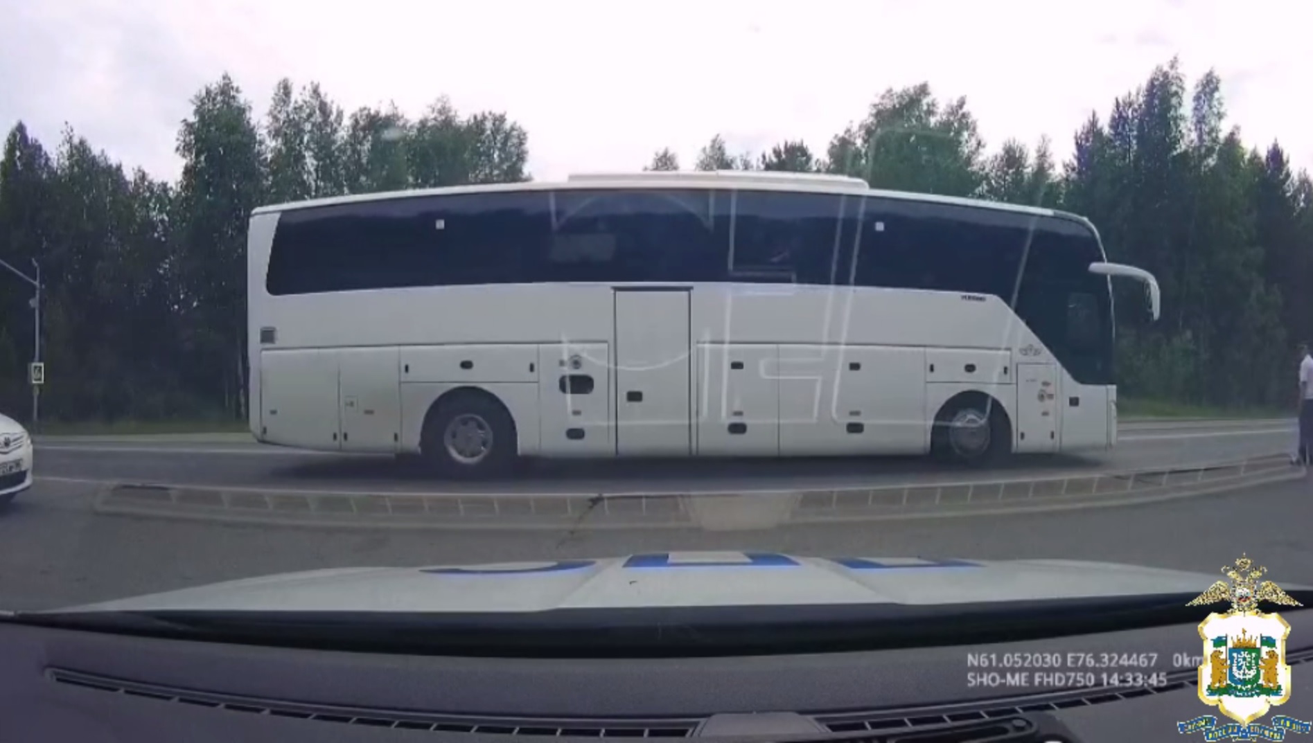 Полиция Югры отстранила от управления нетрезвого водителя междугороднего автобуса с 30 пассажирами