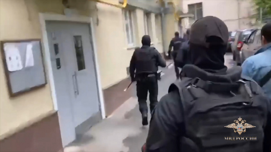 Сотрудники полиции пресекли деятельность группы, занимавшейся организацией незаконной миграции