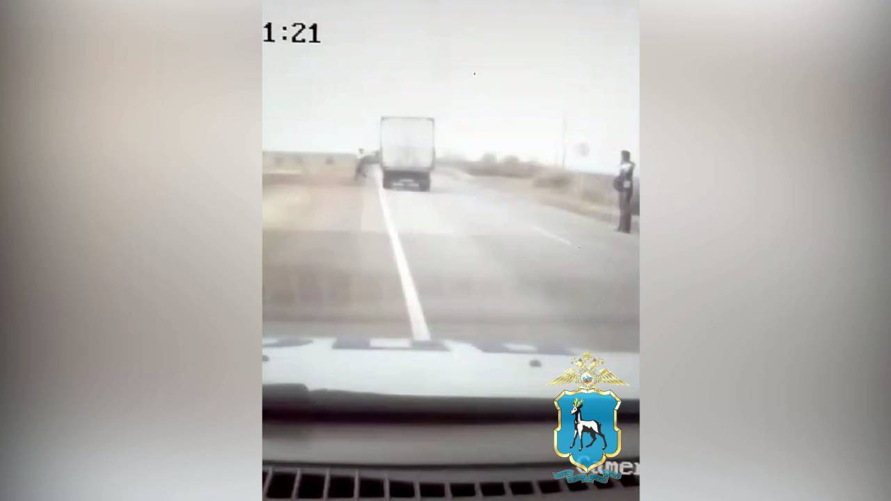 Самарские полицейские при содействии граждан оперативно задержали подозреваемого в угоне «Газели»