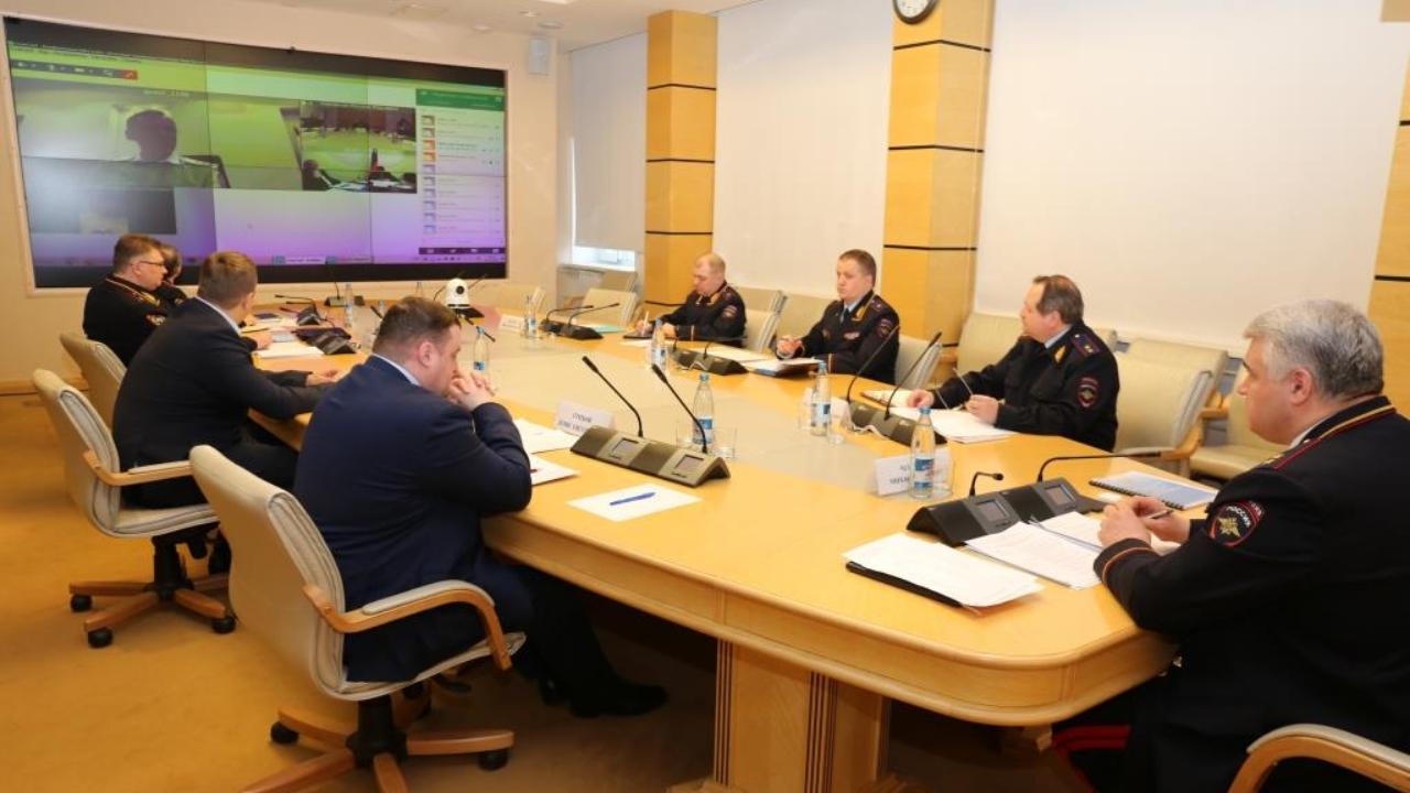 Александр Горовой подвел итоги межведомственного взаимодействия в сфере безопасности дорожного движения