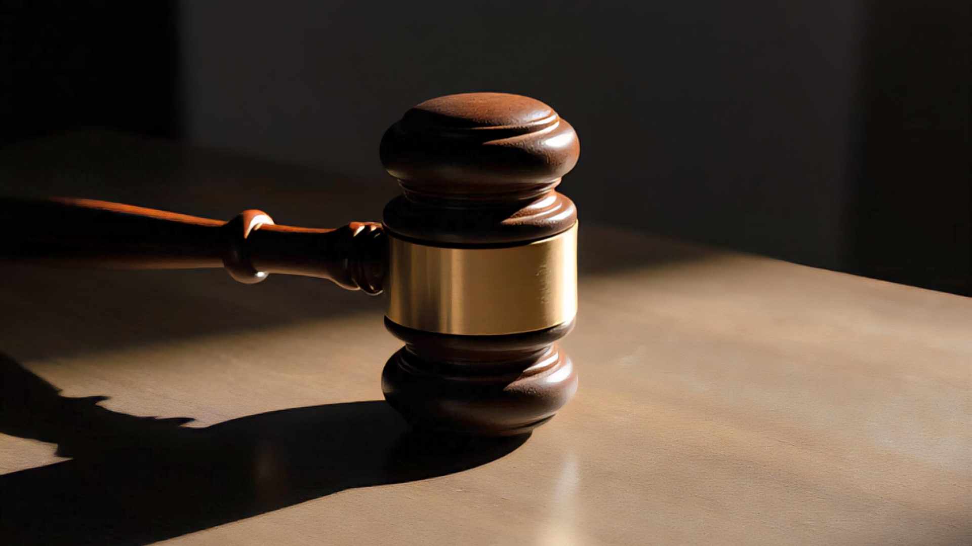 В Мордовии два продавца приговорены к 3 и 4 годам заключения за серию хищений инструментов из магазина
