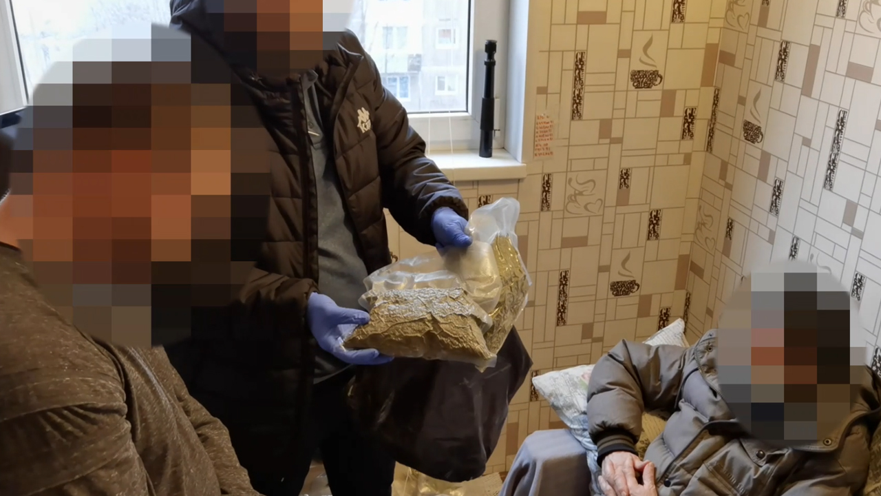 В Мурманске задержан сбытчик растительных наркотиков и амфетамина
