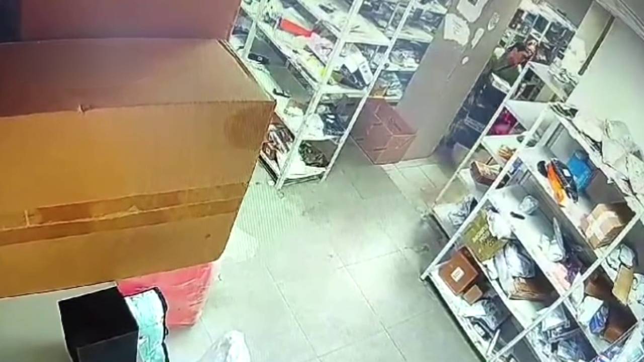 Полицией Москвы задержаны четверо молодых людей, похитившие товары в маркетплейсе на 2,5 млн рублей
