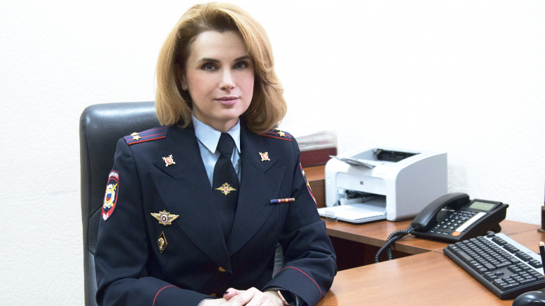 Найти зацепку