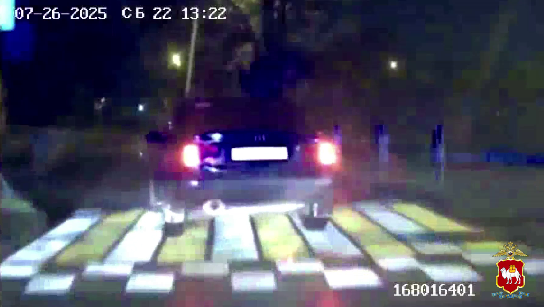 В Челябинской области экипаж ДПС открыл огонь по колёсам иномарки, чтобы задержать нетрезвого лихача