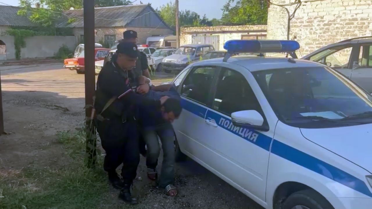 В Запорожской области полицейские Бердянска оперативно раскрыли разбой, грабёж и вымогательство