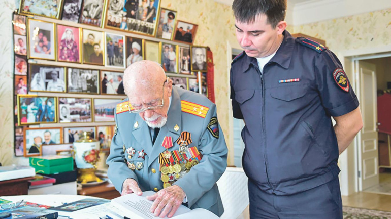 На страже закона и памяти