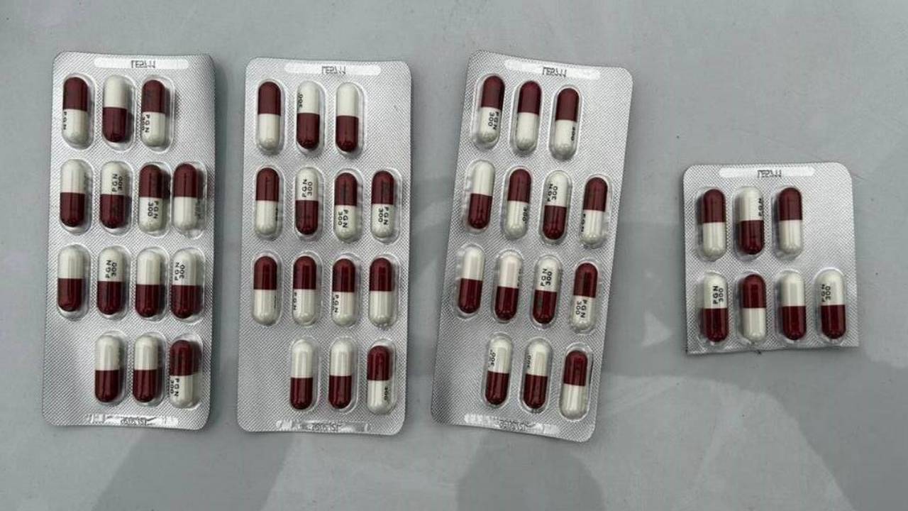 В Югре полицейскими задержан наркосбытчик и его приятель, совершивший наезд на оперативника