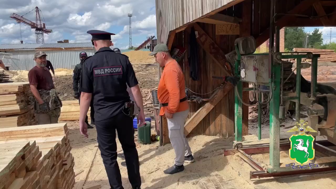 Томске полицейские по результатам проведённого рейда выявили 12 нарушений в миграционной сфере