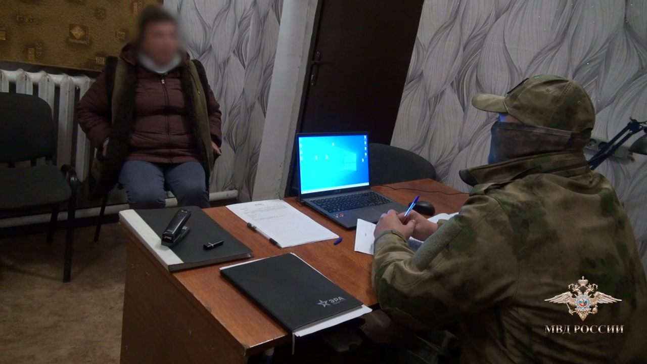 В Запорожской области полицейскими задержана 52-летняя женщина, которая подозревается в тяжких преступлениях