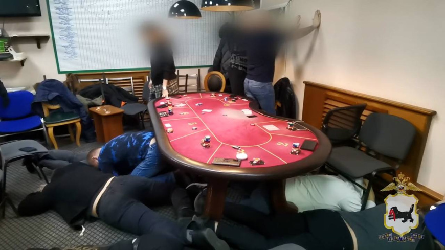 В Приангарье полицейские пресекли проведение в бильярдном клубе незаконной игорной деятельности