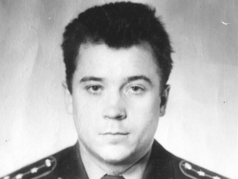 Он был из тех, кто рвался в бой