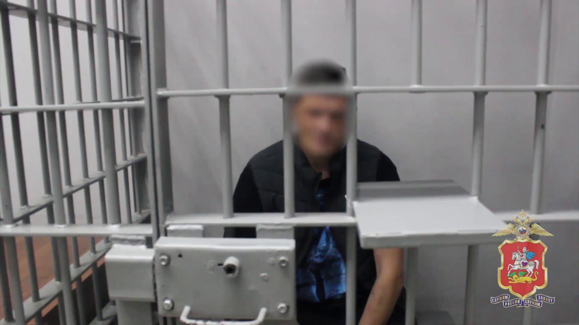 Мужчина, совершивший разбой якобы из-за продажи ему некачественной сметаны, задержан в Подмосковье