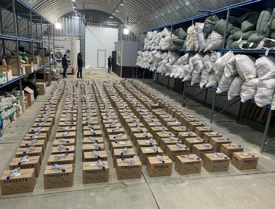 Полиция Сахалина пресекла поставку на остров немаркированной алкогольной продукции