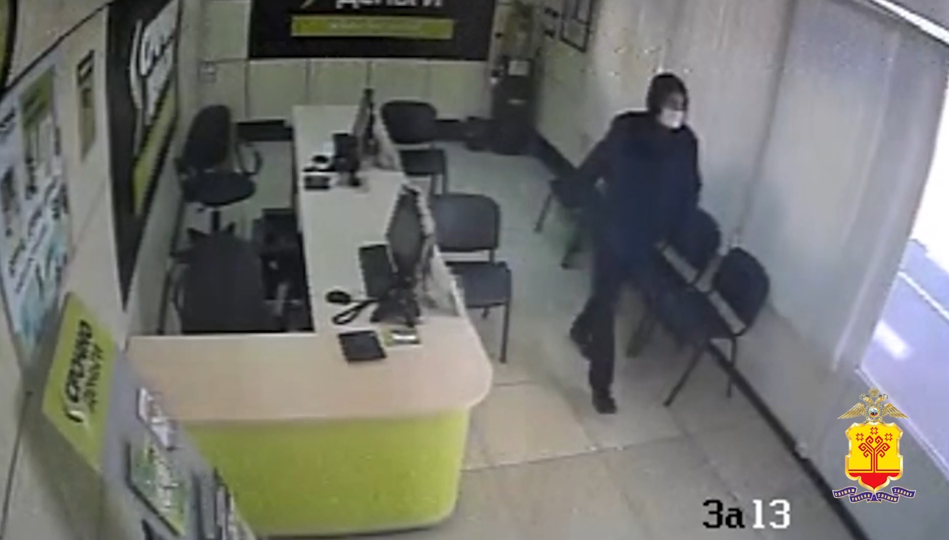 Задержанный полицией за разбой житель Чувашии до нападения пытался взять кредит и обчистить магазин