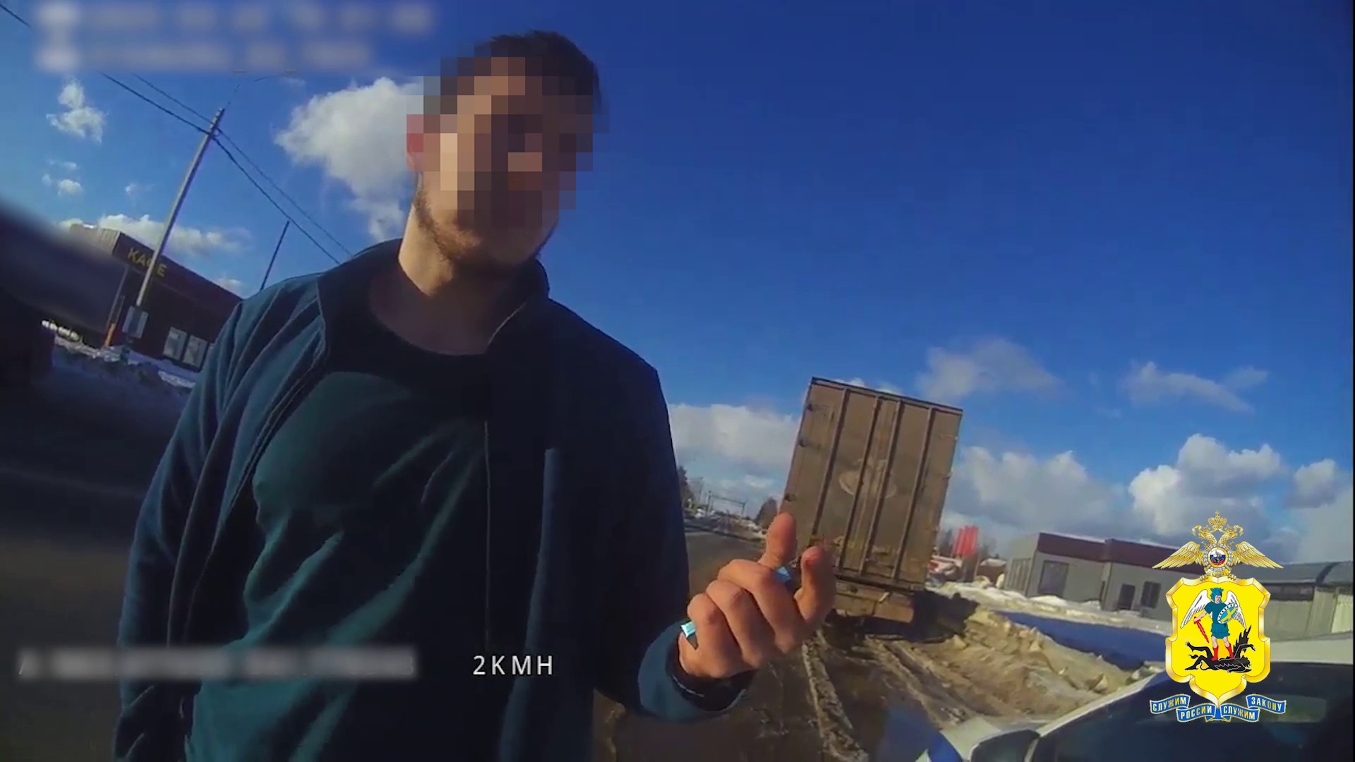 В Архангельской области инспекторы ДПС изъяли у автомобилиста поддельное водительское удостоверение