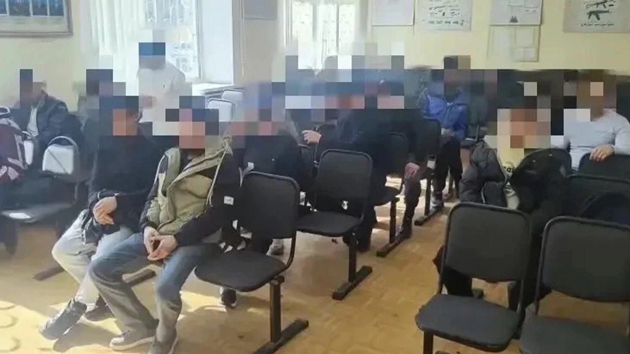 Калужская полиция изобличила жителя Балабанова в фиктивной постановке на учёт 30 иностранцев