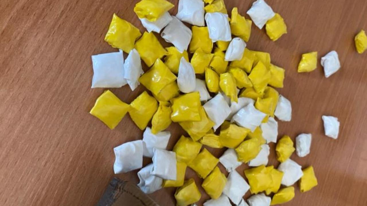 Полицейские Алтайского края пресекли попытку сбыта крупной партии героина