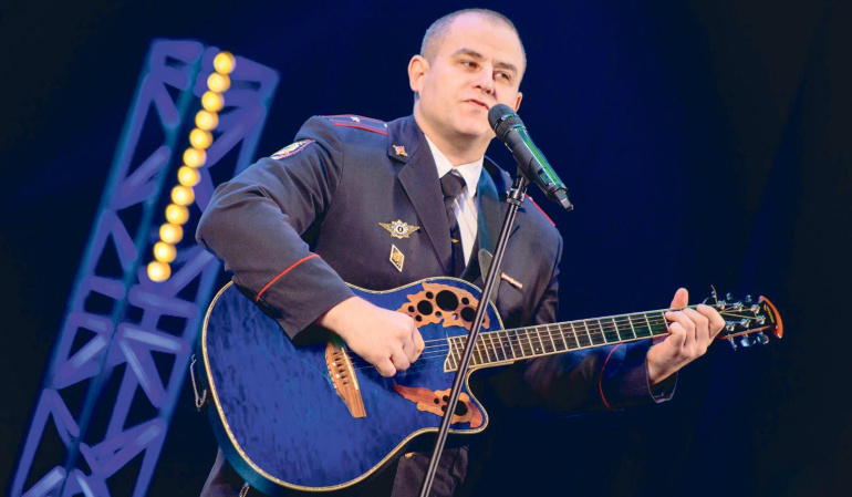 «И не свернуть мне с этого пути»