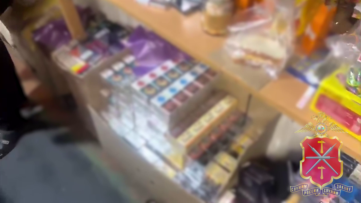 Тульские полицейские изъяли из магазина в городе Киреевске свыше 40 000 пачек нелегальных сигарет