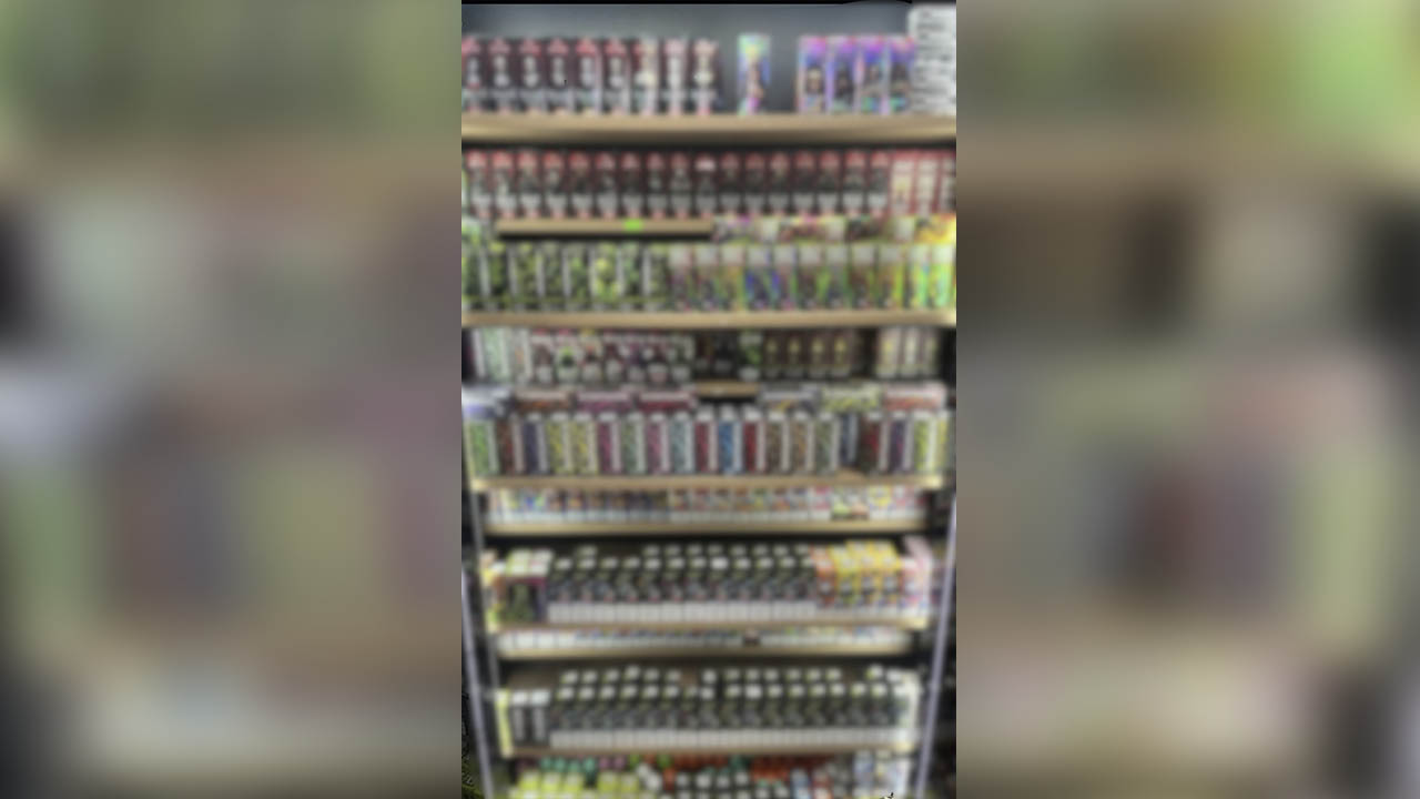 В Калуге полиция пресекла продажу бизнесменом нелегальных вейпов и жидкостей к ним на 16 млн рублей