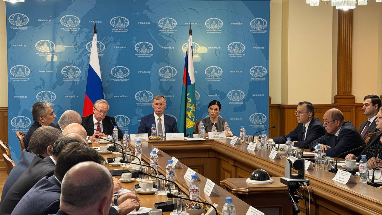 Александр Горовой провел встречу с главами дипломатических миссий государств – участников СНГ