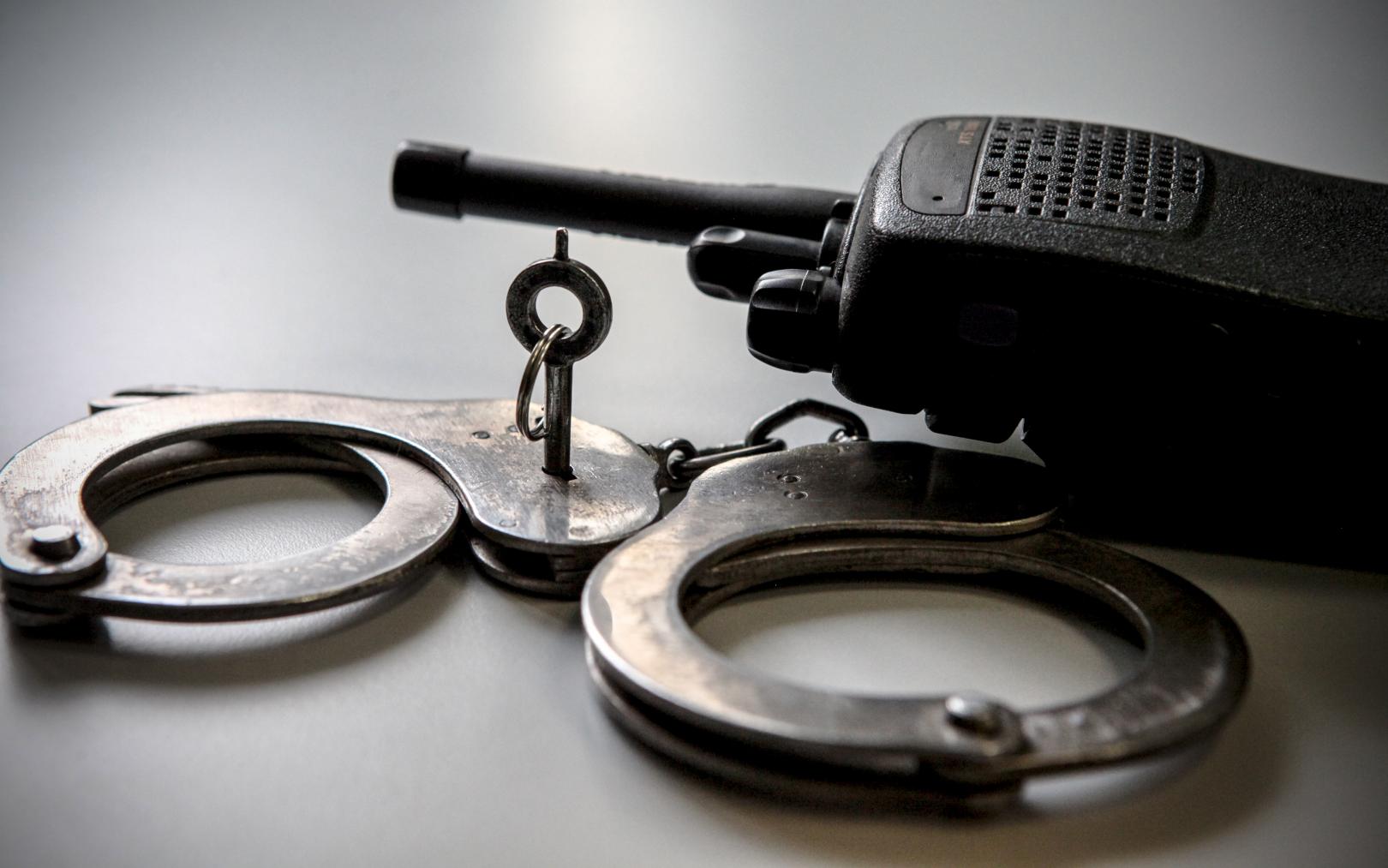 Столичной полицией раскрыто разбойное нападение на таксиста, совершённое с применением ножа
