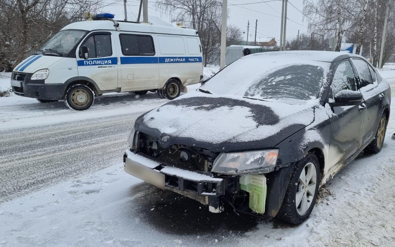 В Туле полицейские нашли у задержанного ими автолихача свыше 1,5 кг растительного вещества