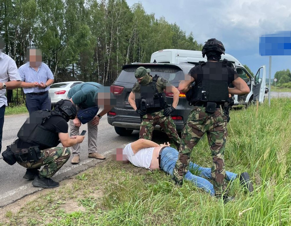 В Калужской области сотрудниками полиции задержана группа лиц, подозреваемых в разбойном нападении