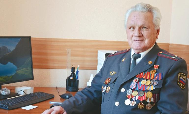Он видел Гагарина