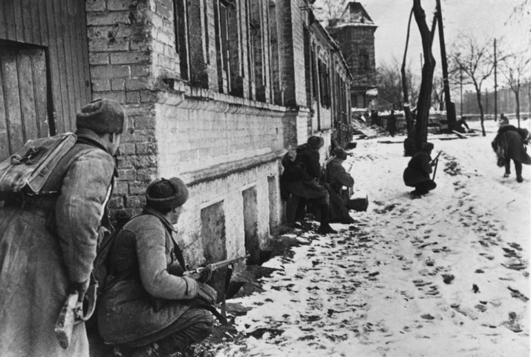 Был бессилен огонь