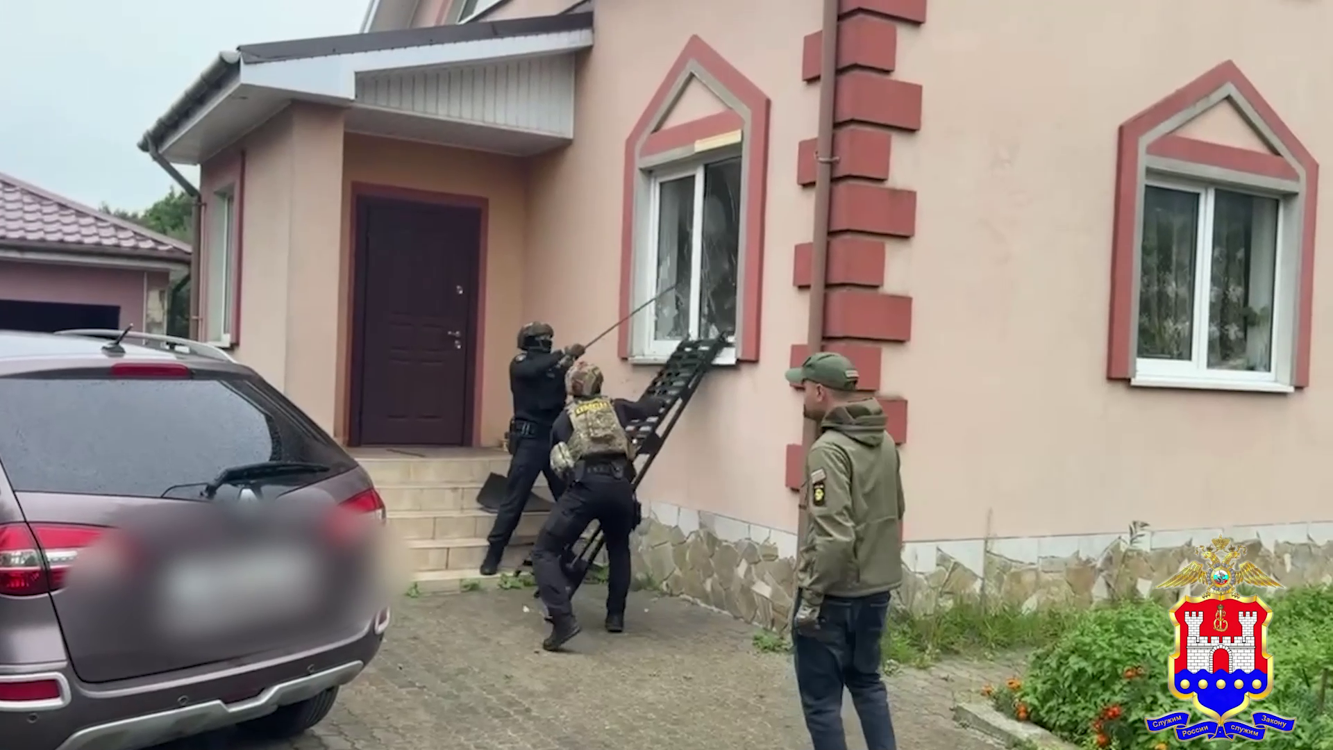 В Калининграде под стражу заключена женщина, сбывавшая «соль» в интересах онлайн-наркомаркета