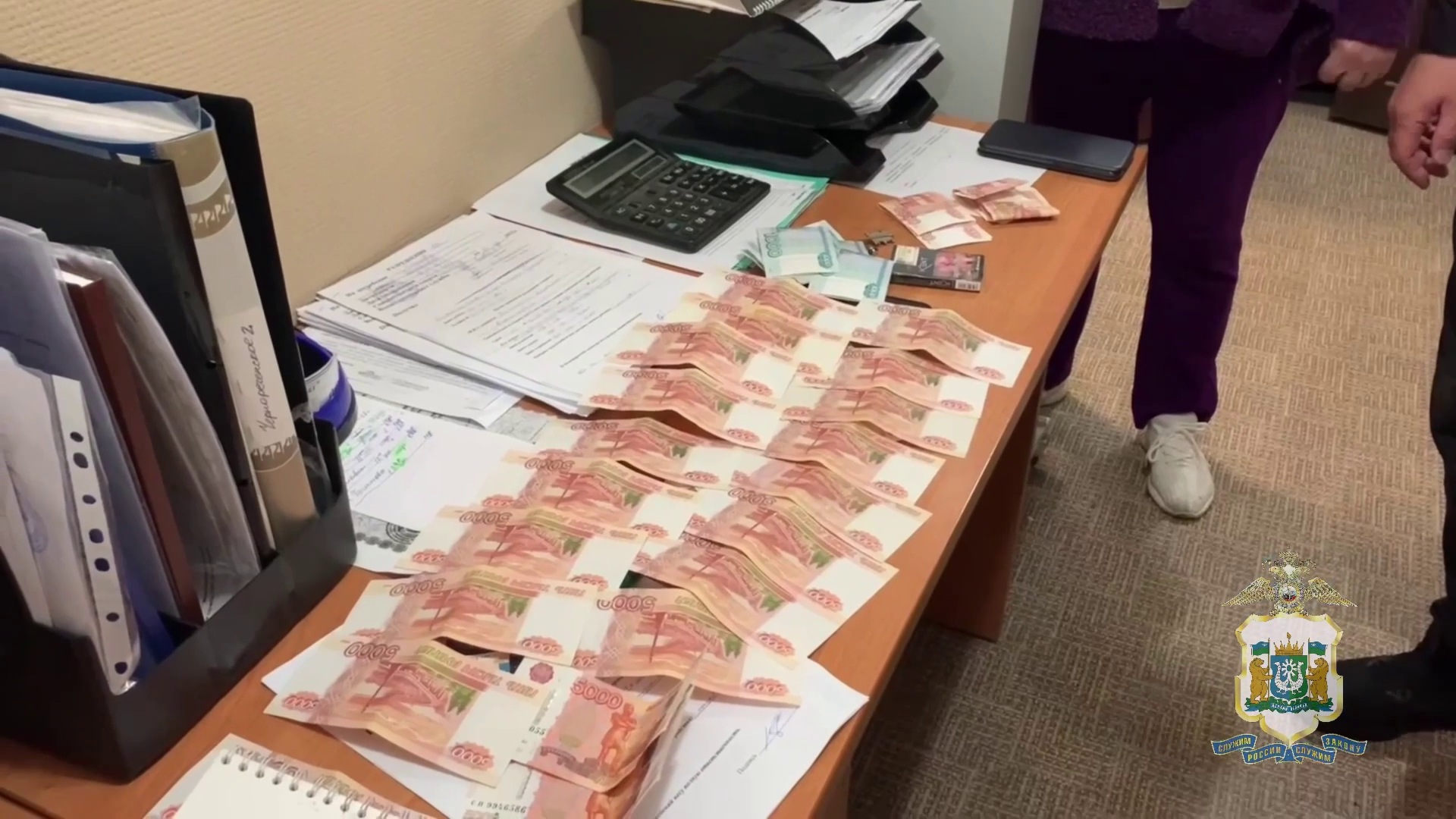 Семь жительниц Югры отправятся под суд за хищение у организации 204 млн рублей обманным путём