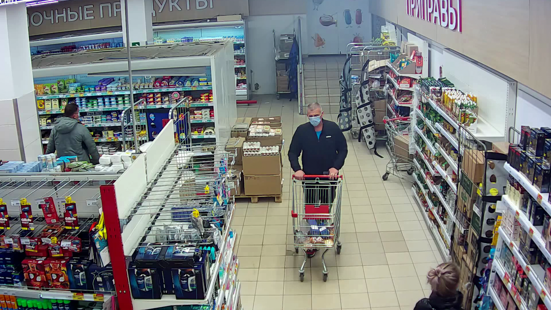 За серию краж алкоголя и продуктов вору-рецидивисту из Нижнего Новгорода грозит длительное заключение