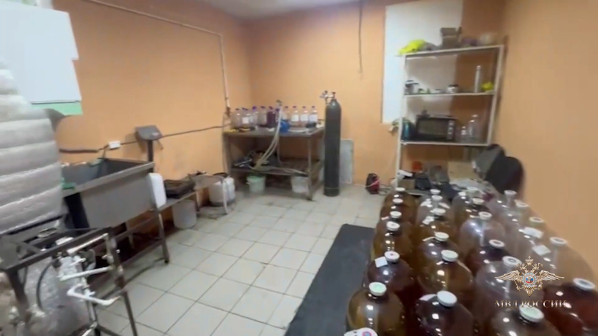 В Волгограде полицейские перекрыли канал незаконного оборота алкогольной продукции