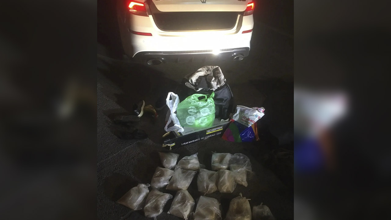 Тюменские полицейские задержали наркокурьера, перевозившего партию героина в газовом баллоне