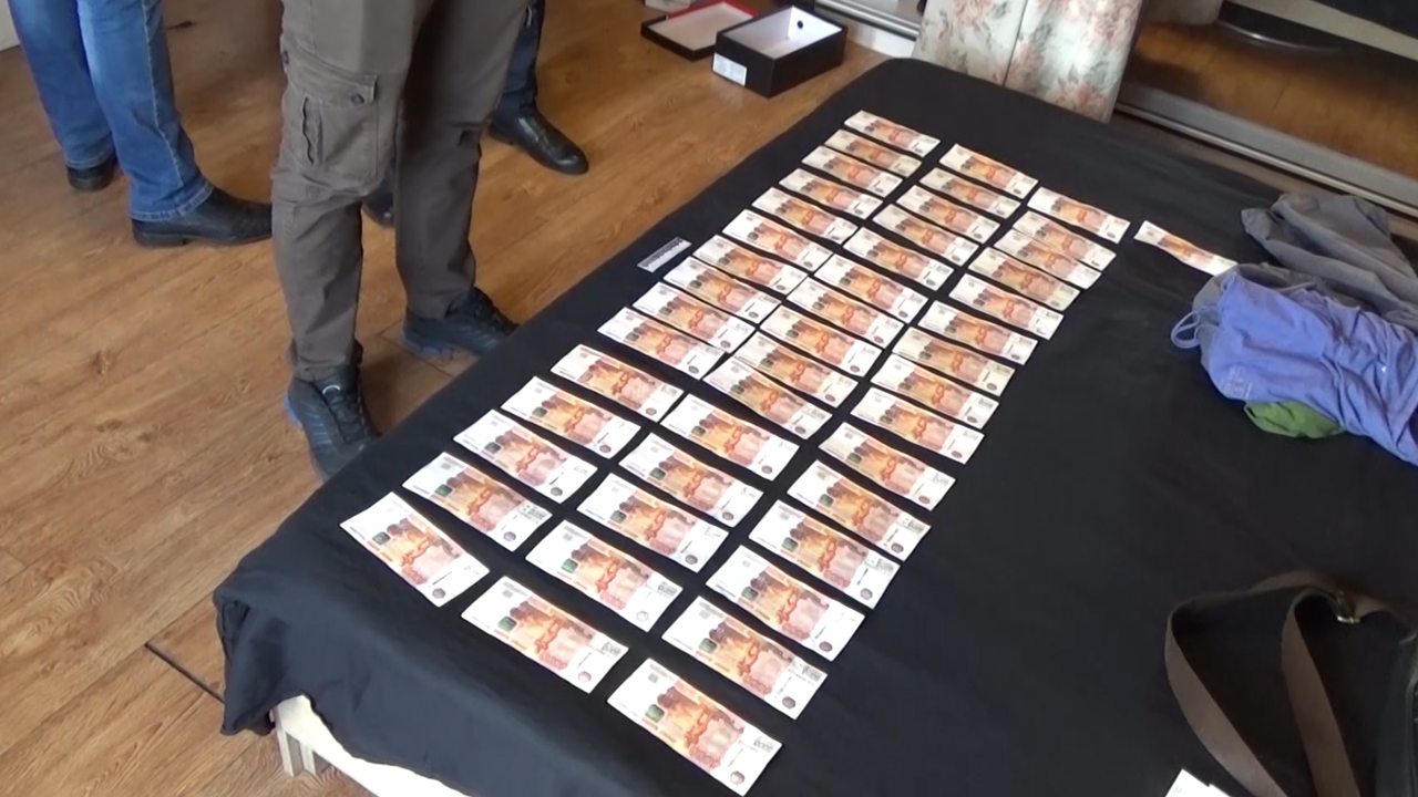 В Республике Алтай пресечена деятельность группы, занимавшейся вовлечением в занятие проституцией