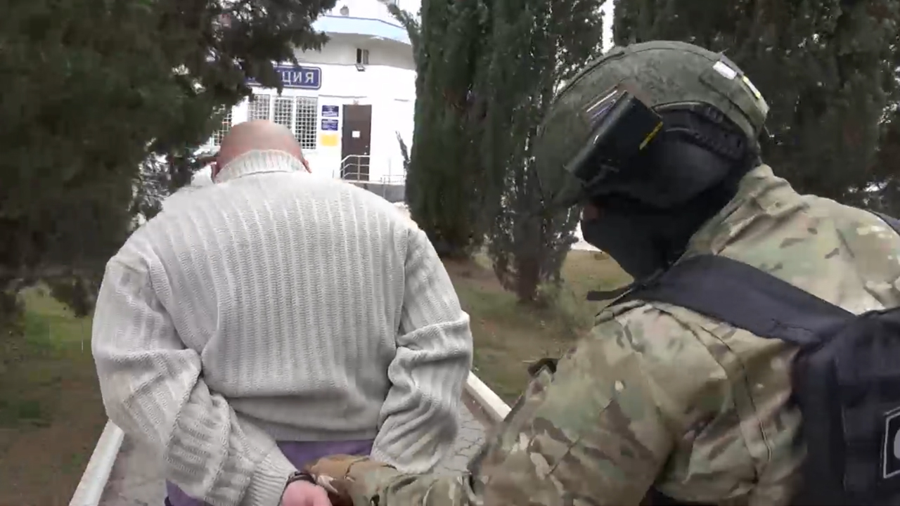 В Севастополе правоохранители задержали мужчину, находившегося в федеральном розыске