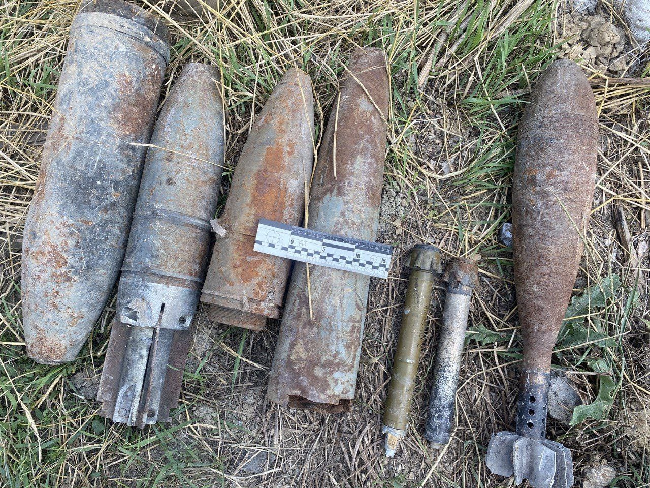 В Херсонской области полицейские обнаружили два схрона с боеприпасами