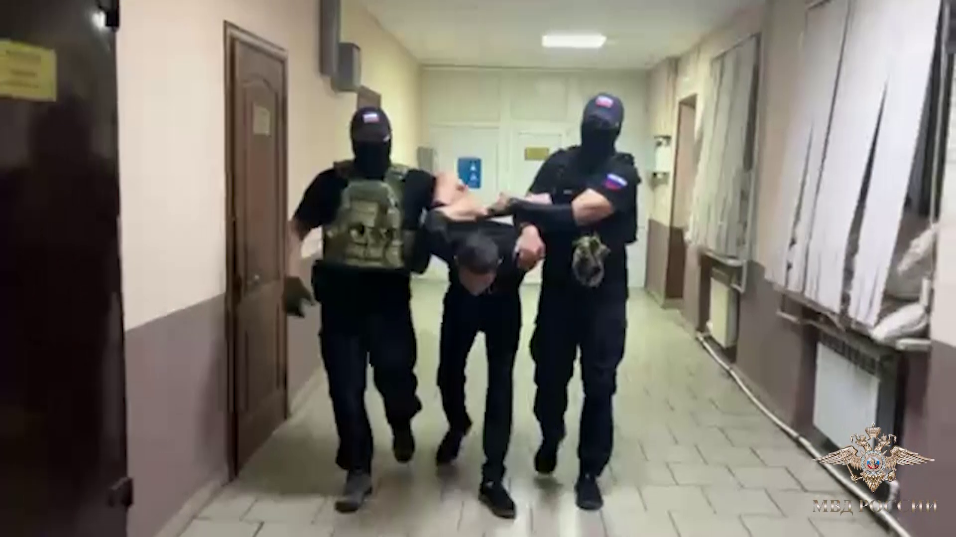 Ирина Волк: Сотрудники полиции задержали подозреваемого в пособничестве зарубежным мошенникам, которые использовали в своей схеме мессенджер МАХ