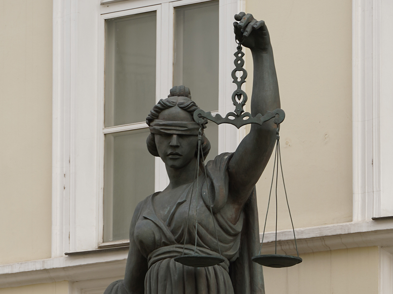 В Приморье транспортные полицейские довели до суда дело субподрядчика, присвоившего 69 млн рублей
