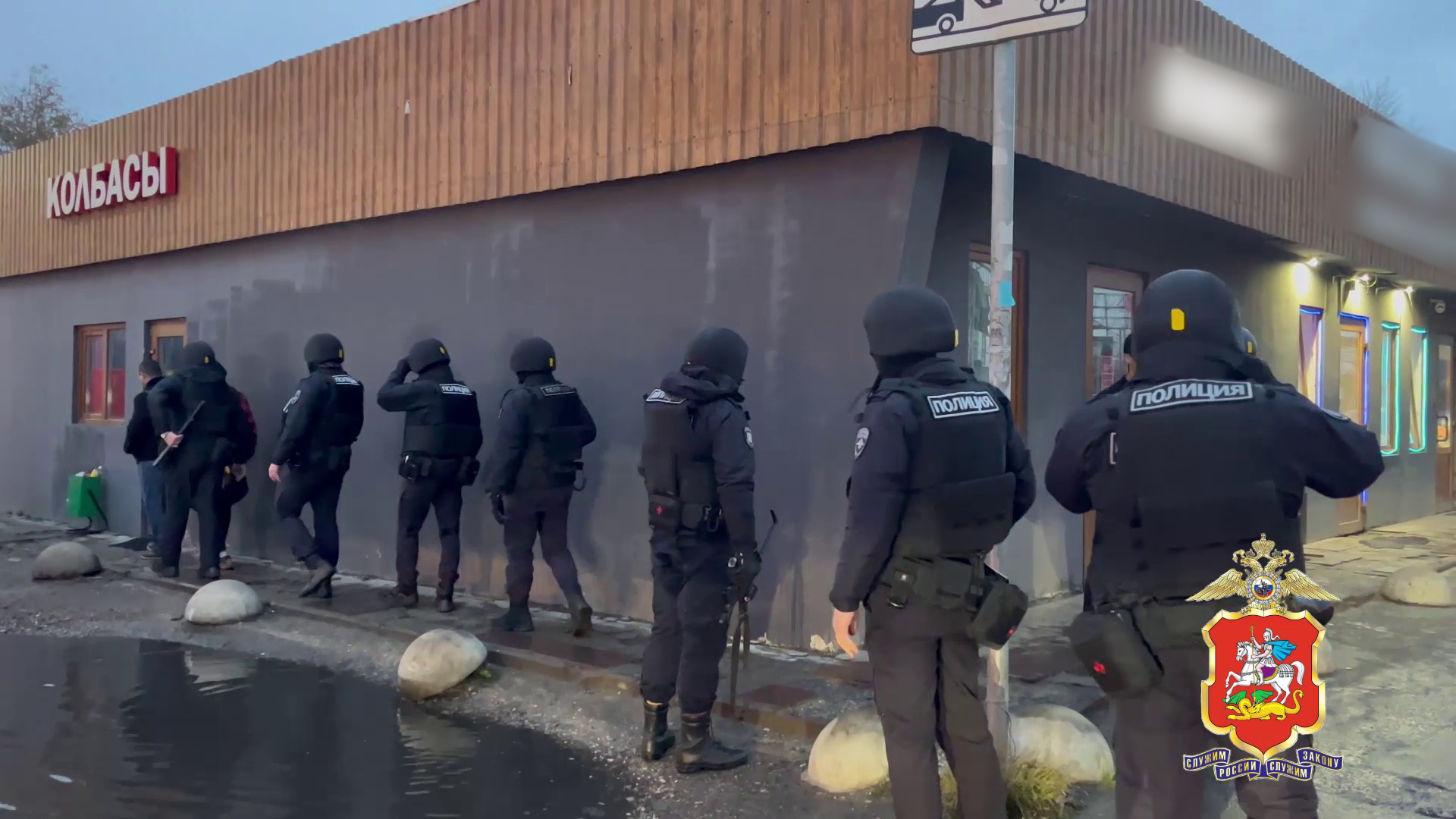 В Подмосковье полицейскими проведён миграционный рейд в посёлке Случайный под Электросталью