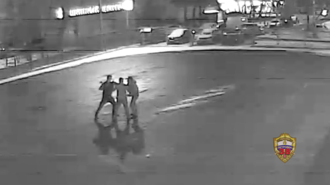 Двое приятелей, избивших своего оппонента на северо-востоке Москвы, стали фигурантами уголовного дела