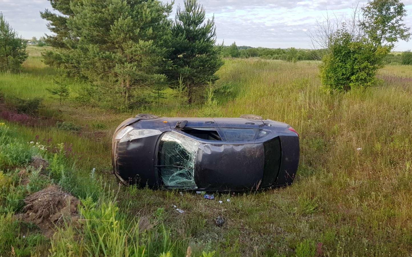 Под Костромой полицией задержан нетрезвый водитель-подросток, опрокинувший свою машину в ходе погони